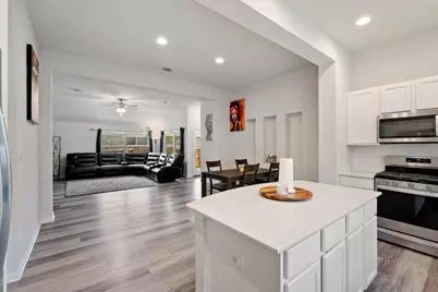 113 Crooked Trail, Bastrop, TX 78602 - Photo 9