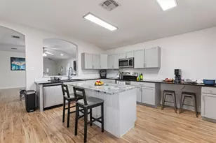 208 Banner Ave, Leander, TX 78641 - Photo 7