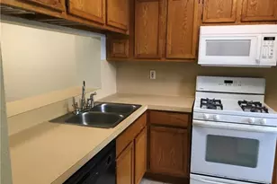 1411 Gracy Farms Ln, Austin, TX 78758 - Photo 3