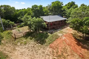 1043 Lewis Ln, Dale, TX 78616 - Photo 15