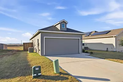 724 Rancho Del Cielo Loop, Jarrell, TX 76537 - Photo 29