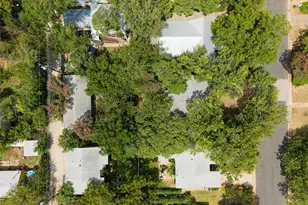 1807 W 38th St, Austin, TX 78731 - Photo 11