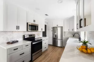 503 San Jacinto St, Lockhart, TX 78644 - Photo 1