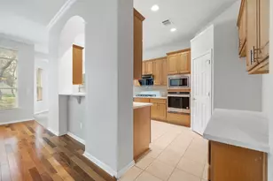 3213 Summer Canyon Dr, Austin, TX 78732 - Photo 7