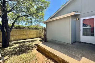 2110 Blue Meadow, Austin, TX 78744 - Photo 35