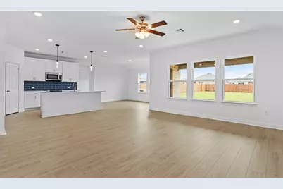 248 Rivers Edge Drive, Georgetown, TX 78628 - Photo 9