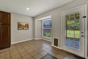 1917 Castle Gate Cir, San Marcos, TX 78666 - Photo 7