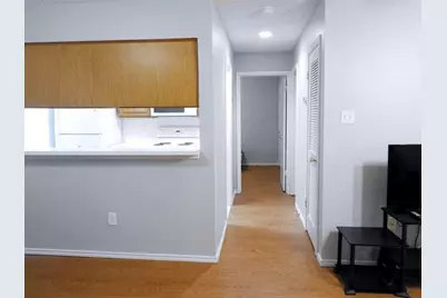 2409 Leon Street #108, Austin, TX 78705 - Photo 5