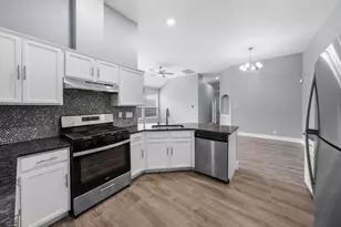 1214 Vargas Rd, Austin, TX 78741 - Photo 11