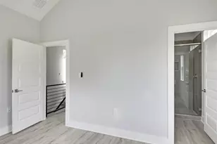 6111 Carnation Terrace, Austin, TX 78741 - Photo 19