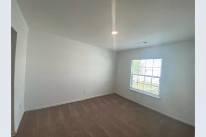 309 Riverdale Drive Drive, Jarrell, TX 76537 - Photo 3