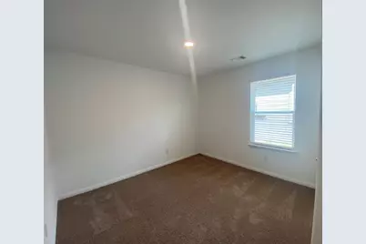 309 Riverdale Drive Drive, Jarrell, TX 76537 - Photo 11
