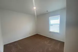 309 Riverdale Dr Dr, Jarrell, TX 76537 - Photo 11