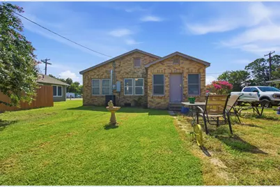671 N Leon Street, Giddings, TX 78942 - Photo 19
