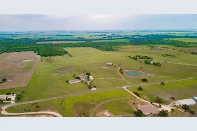 20145 Janak Road, Coupland, TX 78615 - Photo 9