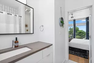1701 E M L King Jr Blvd, Austin, TX 78702 - Photo 19