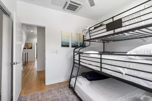 1701 E M L King Jr Blvd, Austin, TX 78702 - Photo 21