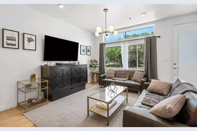 1701 E M L King Jr Boulevard #105, Austin, TX 78702 - Photo 5