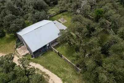 101 Sundance Trail, Dripping Springs, TX 78620 - Photo 33