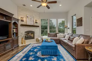 11708 Palisades Pkwy, Austin, TX 78732 - Photo 5