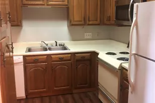 1910 Robbins Pl, Austin, TX 78705 - Photo 5