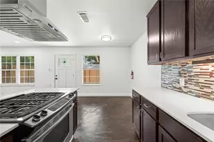 3508 Southridge Dr, Austin, TX 78704 - Photo 7