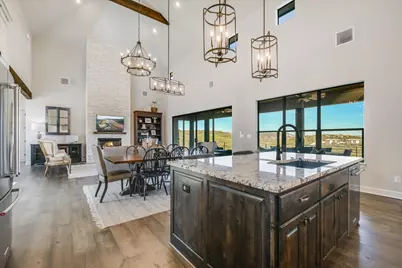 7300 Flagship Park Drive, Jonestown, TX 78645 - Photo 11