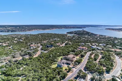 7300 Flagship Park Drive, Jonestown, TX 78645 - Photo 37