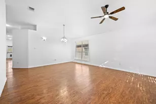 198 Valruth Dr, Kyle, TX 78640 - Photo 5