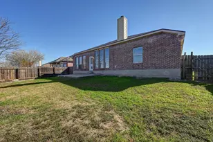 198 Valruth Dr, Kyle, TX 78640 - Photo 31