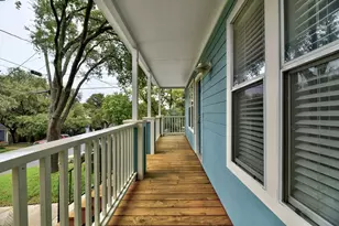 2305 W 9th St, Austin, TX 78703 - Photo 3