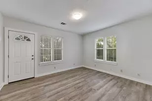 2305 W 9th St, Austin, TX 78703 - Photo 7