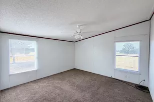 499 Mt Pleasant Rd, Cedar Creek, TX 78612 - Photo 5