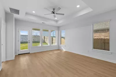 276 Bloomington Loop, Hutto, TX 78634 - Photo 13