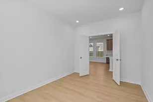 276 Bloomington Loop, Hutto, TX 78634 - Photo 11