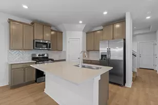 276 Bloomington Loop, Hutto, TX 78634 - Photo 3