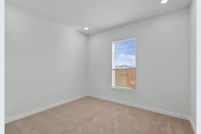 276 Bloomington Loop, Hutto, TX 78634 - Photo 17