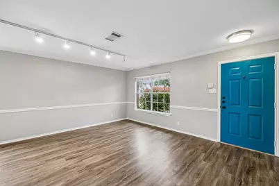 7419 Pusch Ridge Loop, Austin, TX 78749 - Photo 5