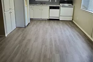 1065 Linde Ave, New Braunfels, TX 78130 - Photo 1