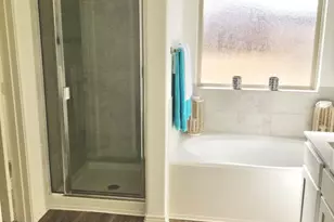 129 Esparza Dr, Bastrop, TX 78602 - Photo 15