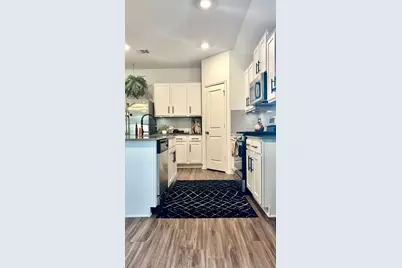 129 Esparza Drive, Bastrop, TX 78602 - Photo 5