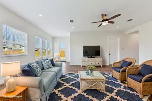 104 Callie St, Smithville, TX 78957 - Photo 5