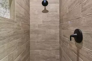 104 Callie St, Smithville, TX 78957 - Photo 17