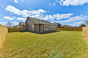 104 Callie St, Smithville, TX 78957 - Photo 31