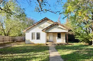 606 Mesquite St, Bastrop, TX 78602 - Photo 1