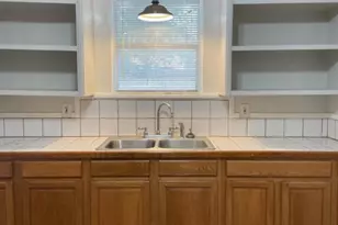 606 Mesquite St, Bastrop, TX 78602 - Photo 13