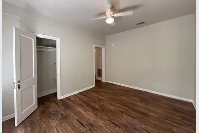 606 Mesquite Street, Bastrop, TX 78602 - Photo 17