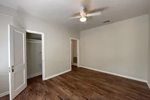 606 Mesquite St, Bastrop, TX 78602 - Photo 17