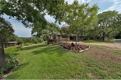 610 Lancelot Way, Austin, TX 78746 - Photo 29