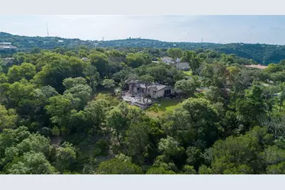 610 Lancelot Way, Austin, TX 78746 - Photo 5